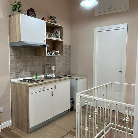 La Petite Maison Napels Buitenkant foto